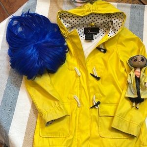 Halloween Coraline costume starter pack